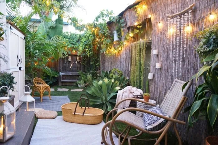 7 Easy DIY Garden Decor Ideas to Refresh Your Yard on a Budget 🌸✨