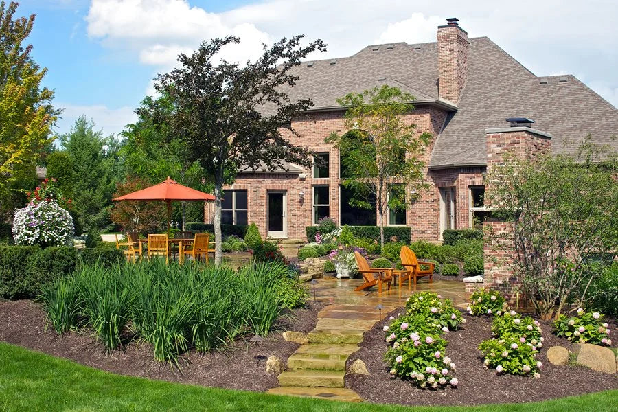 10 Small Changes That Make Your Backyard Feel More Relaxing