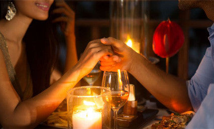 BEST WAYS TO CREATE A ROMANTIC DINNER AT HOME
