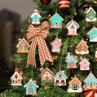 16 Pcs - Christmas Gingerbread House Hanging Ornament