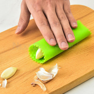 2 Pcs - Easy Roll Garlic Peeler