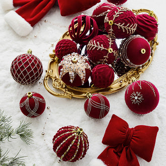 4 Pcs - Christmas Tree Red Velvet Ornament Ball
