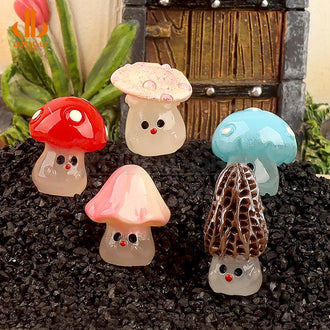 5 Pcs - Glow In the Dark Miniature Mushroom Decor
