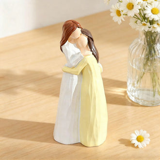 Hand‑Painted Resin Mother‑Daughter Figurine ‑ 5.7-Inch, Shelf & Tabletop Indoor Decor