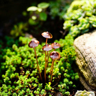 Metal Mushroom Garden Stake ‑ Flower Bed & Lawn Yard Art