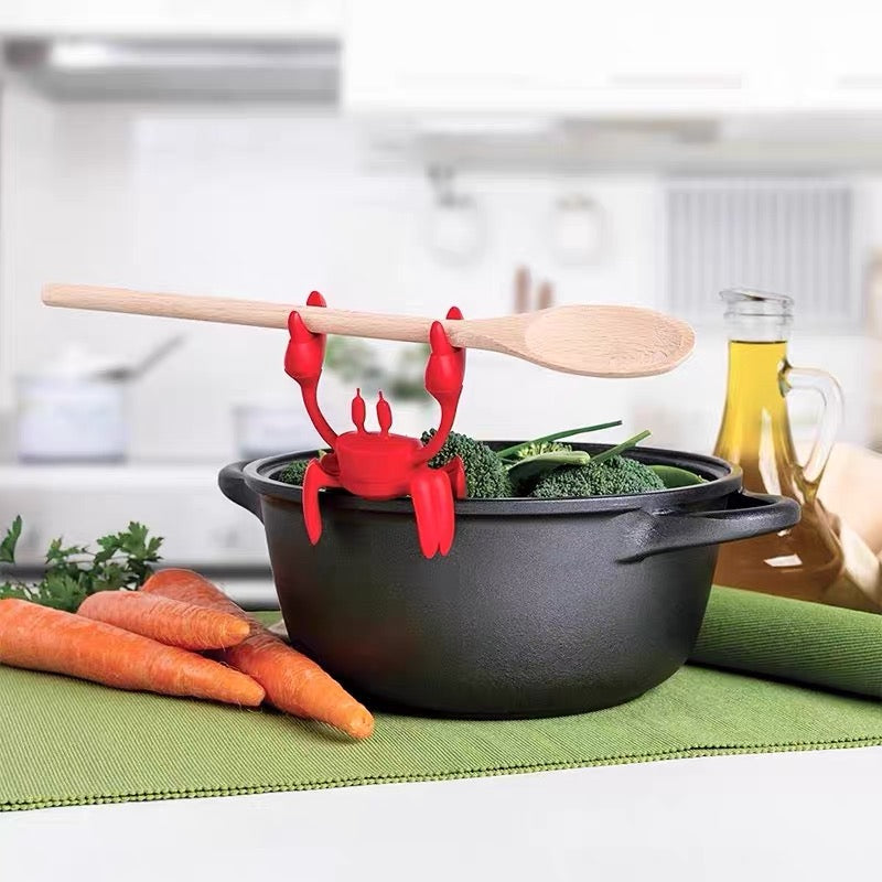 Novelty 2 in 1 Silicone Crab Design Spoon Rest & Steam Releaser  -  Kitchen Counter Accessory