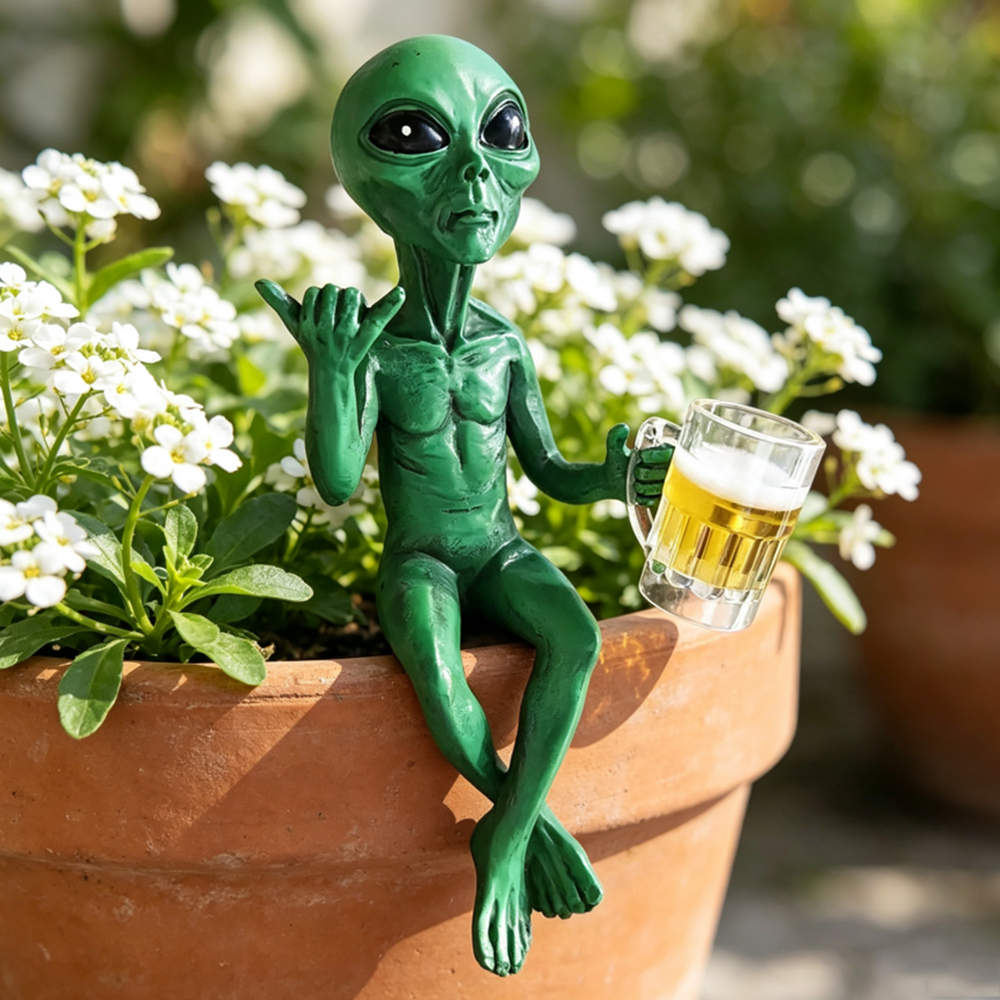 Playful Novelty Resin Relaxing Alien with Beer Figurine - Desk & Shelf Decor