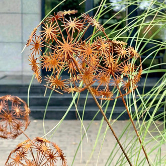 Rustic Metal Dandelion Garden Stake ‑ Yard & Lawn Outdoor Yard Art