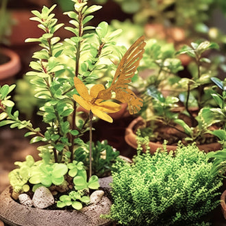 Rusty Metal Hummingbird Garden Stake