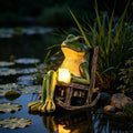 Solar Powered Dusk-to-Dawn Warm White LED Frog Statue Light - Weatherproof Resin Lawn & Yard Ornament