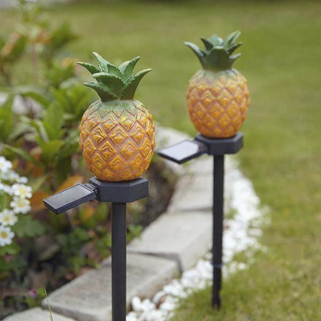 Solar Powered Pineapple Warm White LED Stake Light -  Weatherproof Outdoor Lawn Pathway Garden Lighting