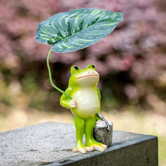 Whimsical Resin Gardener Frog Figurine with Leaf Umbrella ‑ Flower Bed & Lawn Outdoor Decor
