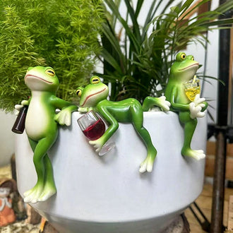 Whimsical Weatherproof Resin Frog Pot Hugger - Planter & Flower Bed Decor
