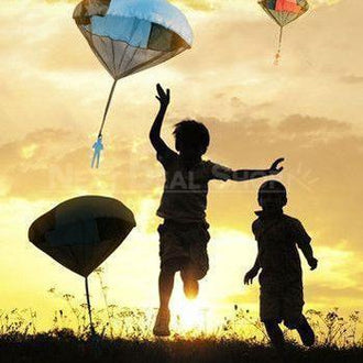 3 Pcs Tangle Free Toy Parachute - Simply Toss it High and Watch it Fly!